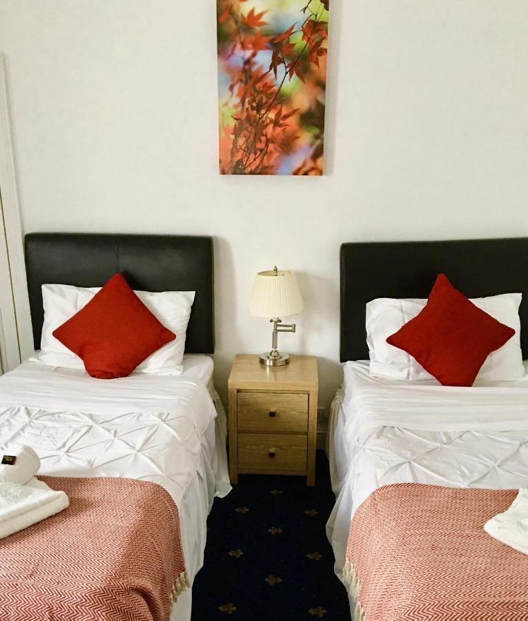 Watson Lodge Guest House Galashiels Εξωτερικό φωτογραφία