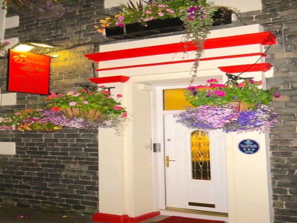 Watson Lodge Guest House Galashiels Εξωτερικό φωτογραφία